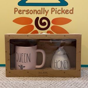 Rae Dunn QUEEN BEE Mug & HONEY Pot Set